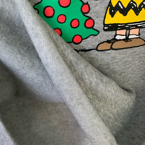 Peanuts (XL)Ladies Crop Top, Long Sleeve, round neck & fleece lined;lightweight - Picture 4 of 7